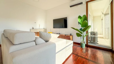 Apartamento T2 para Venda em Penafiel