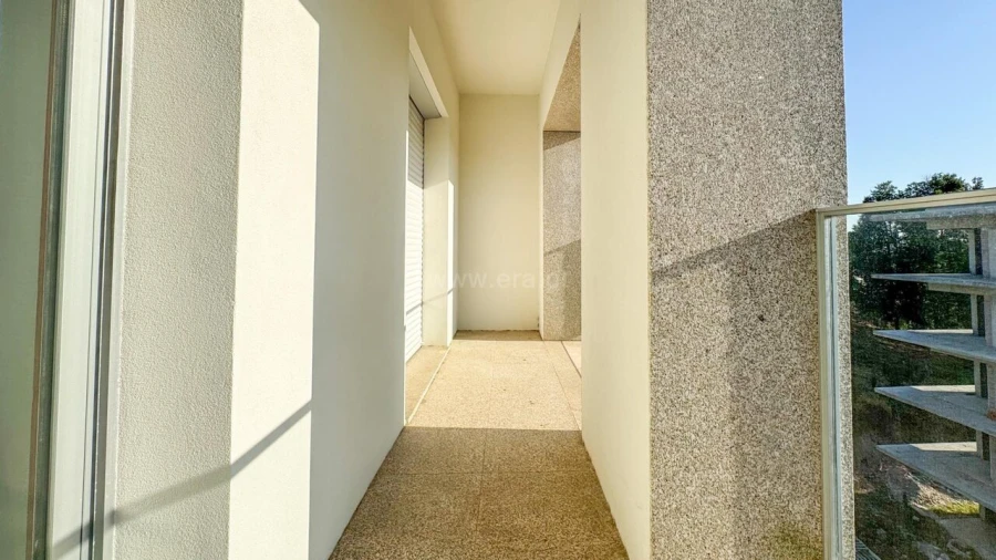Apartamento T2 para Venda em Penafiel Foto 13