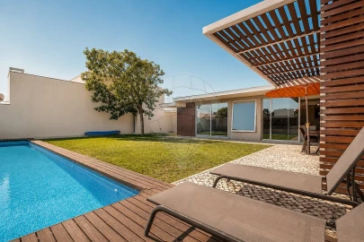Moradia T3 para Venda em Sesimbra (Castelo)