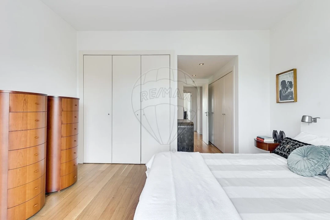 Apartamento T4 para Venda em Lumiar Foto 36