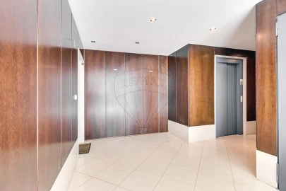 Apartamento T4 para Venda em Lumiar