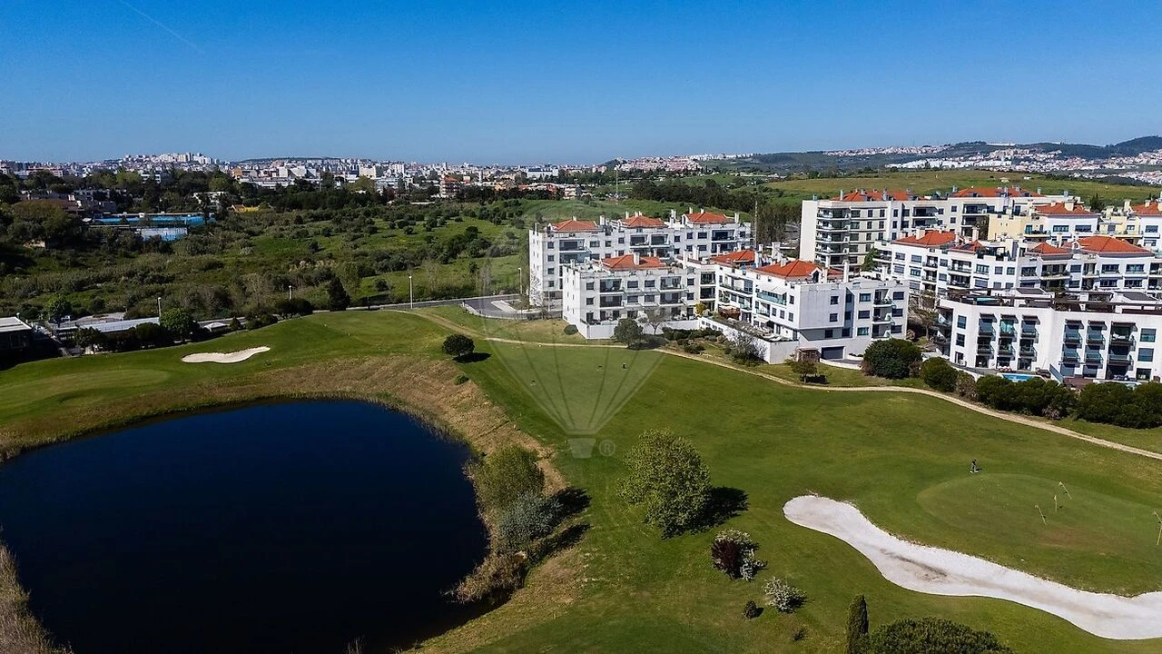 Apartamento T4 para Venda em Lumiar Foto 47