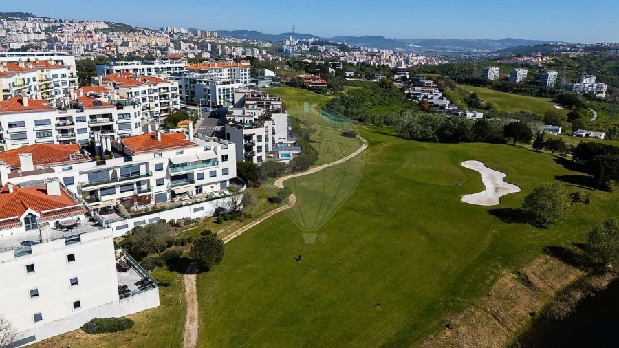 Apartamento T4 para Venda em Lumiar Foto 48