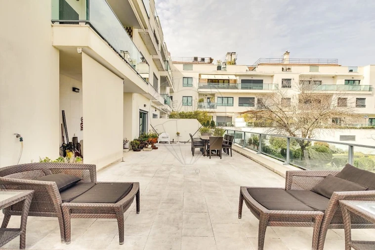 Apartamento T4 para Venda em Lumiar Foto 14