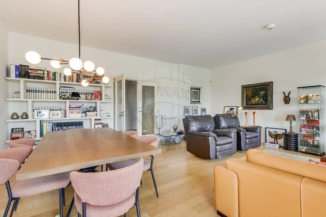 Apartamento T4 para Venda em Lumiar Foto 10