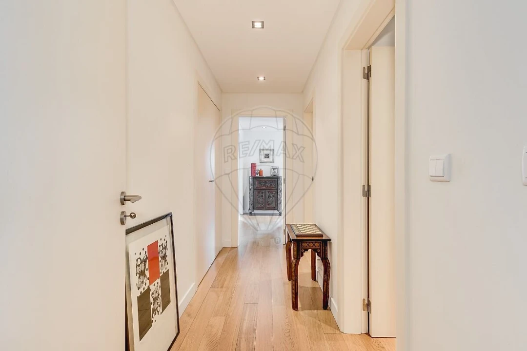 Apartamento T4 para Venda em Lumiar Foto 23