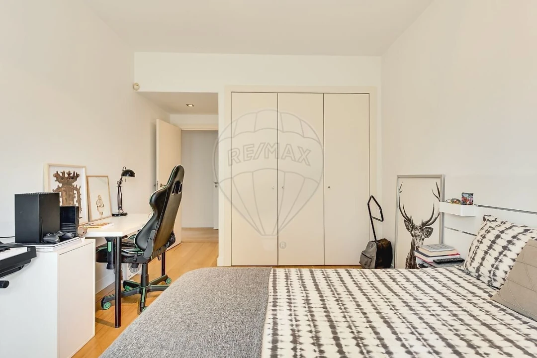 Apartamento T4 para Venda em Lumiar Foto 32
