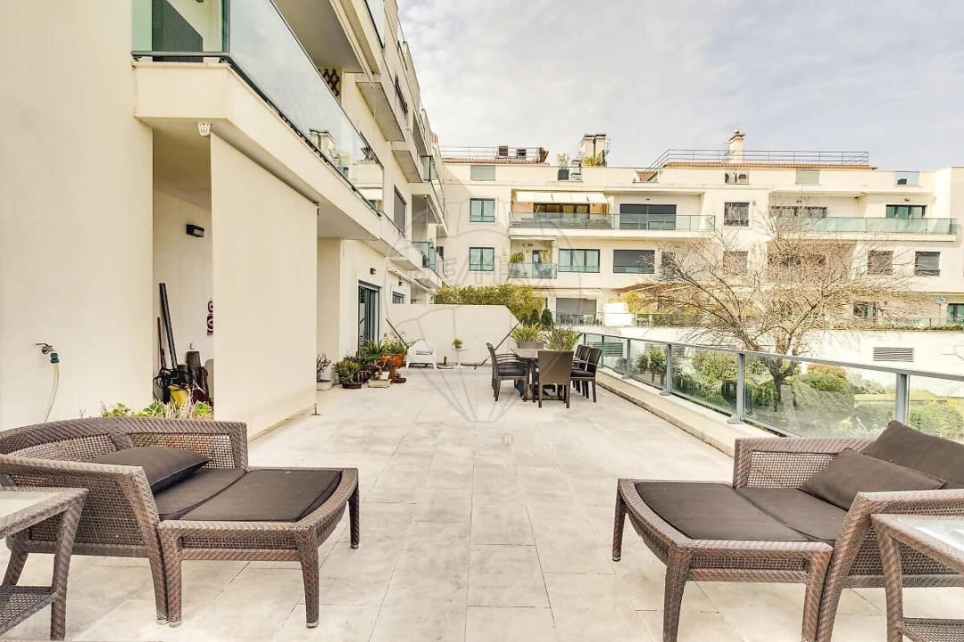 Apartamento T4 para Venda em Lumiar Foto 14