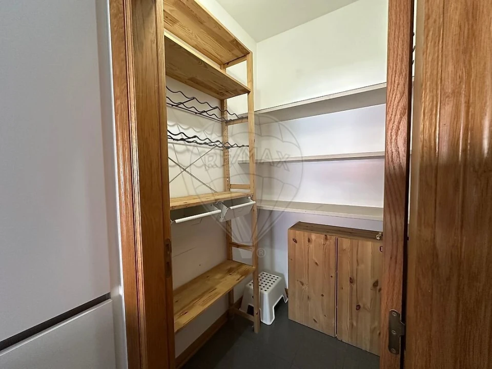 Apartamento T2 para Venda em Arroios Foto 5