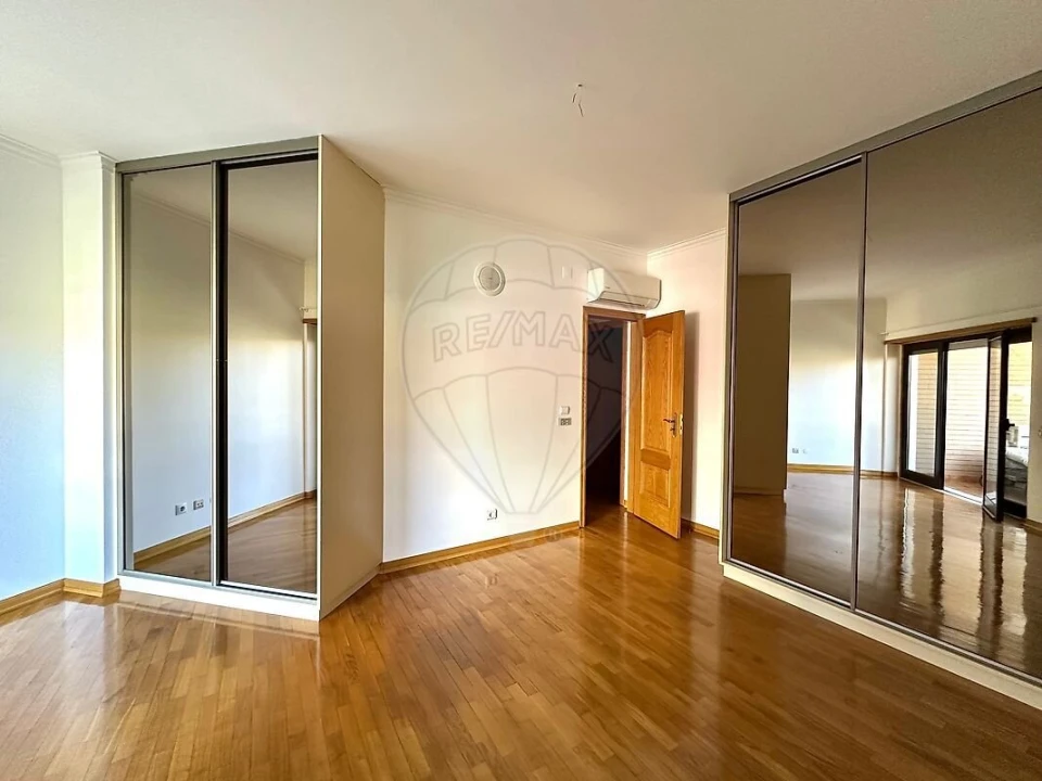Apartamento T2 para Venda em Arroios Foto 16