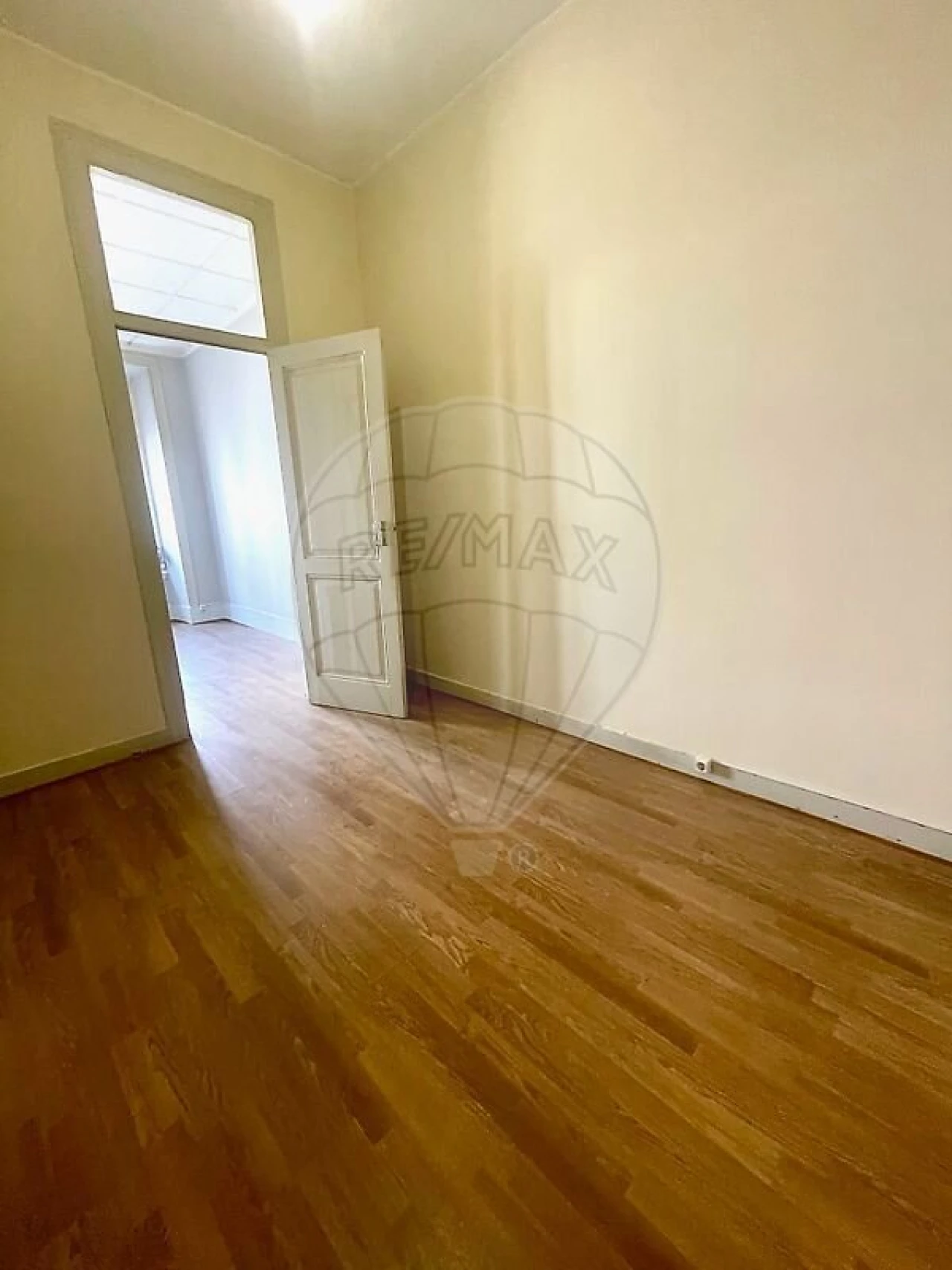 Apartamento T2 para Venda em Arroios Foto 1