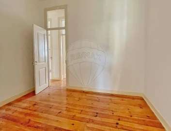 Apartamento T3 para Venda em São Vicente