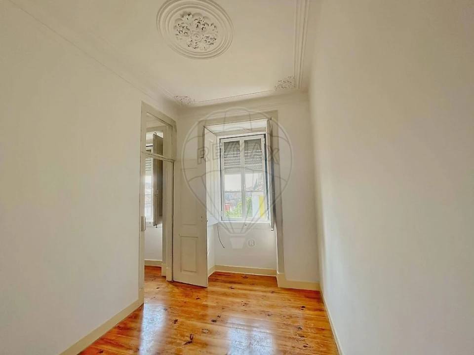 Apartamento T3 para Venda em São Vicente Foto 2