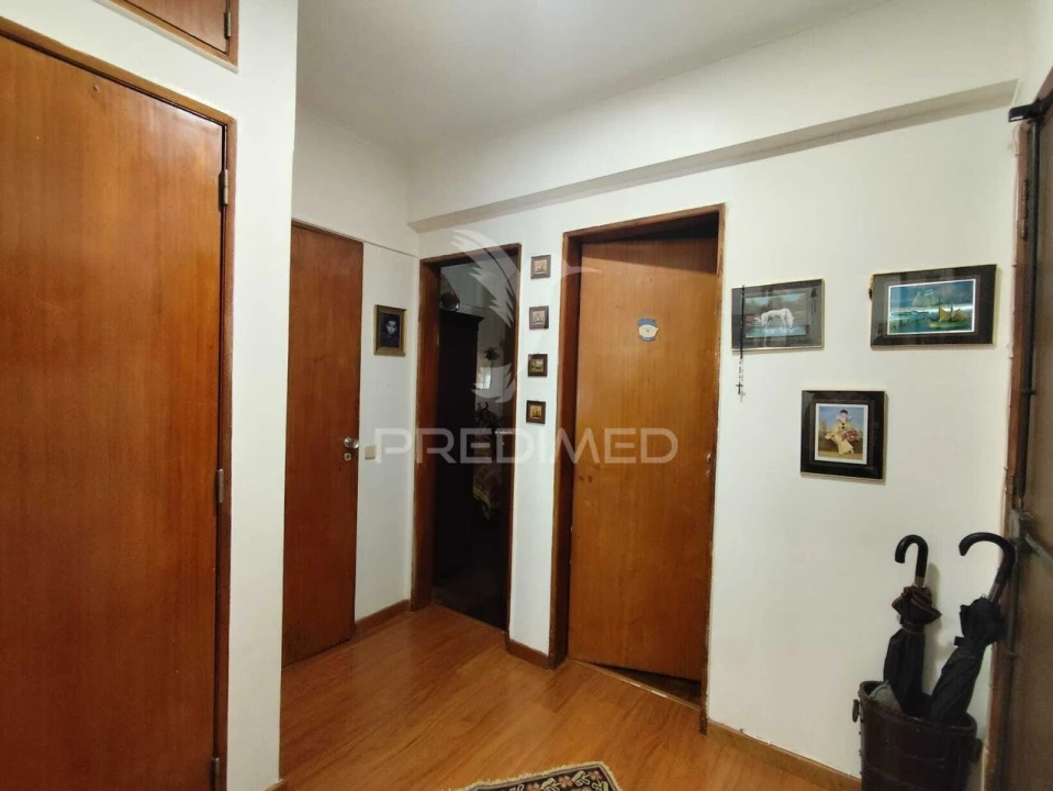 Apartamento T2 para Venda em Laranjeiro e Feijó Foto 28