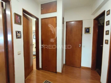 Apartamento T2 para Venda em Laranjeiro e Feijó