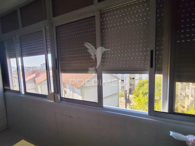 Apartamento T2 para Venda em Laranjeiro e Feijó Foto 38
