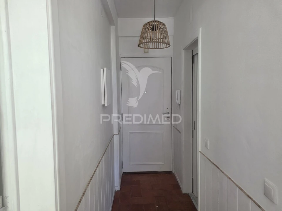 Apartamento T1 para Venda em Corroios Foto 2