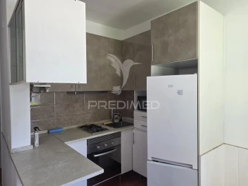 Apartamento T1 para Venda em Corroios