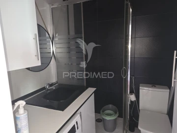 Apartamento T1 para Venda em Corroios