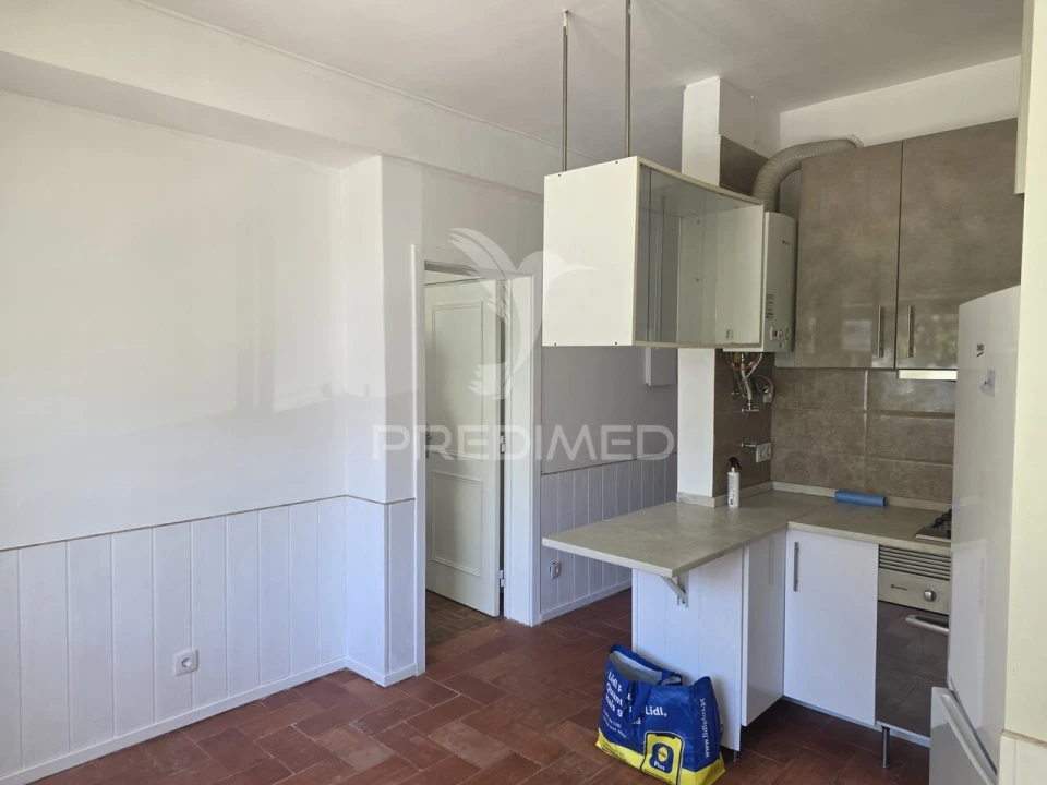 Apartamento T1 para Venda em Corroios Foto 16