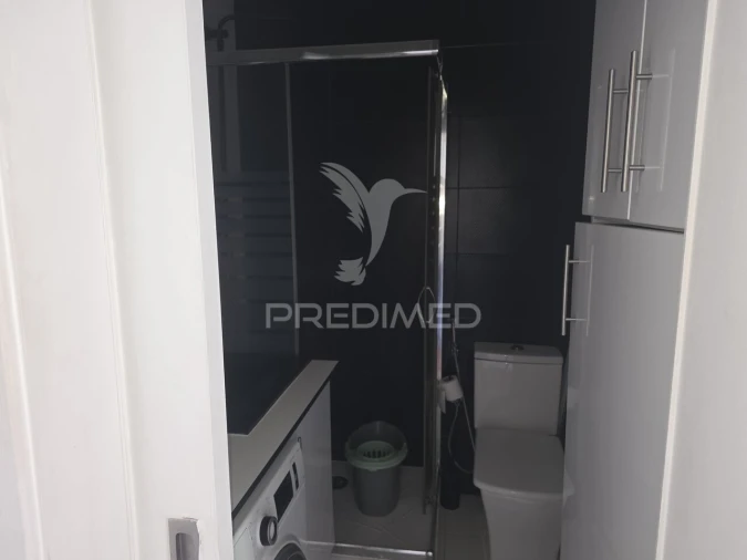 Apartamento T1 para Venda em Corroios Foto 6