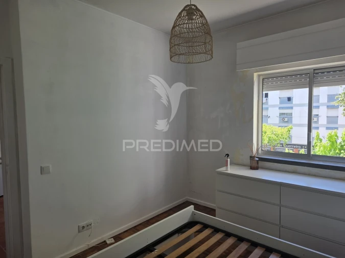 Apartamento T1 para Venda em Corroios Foto 12