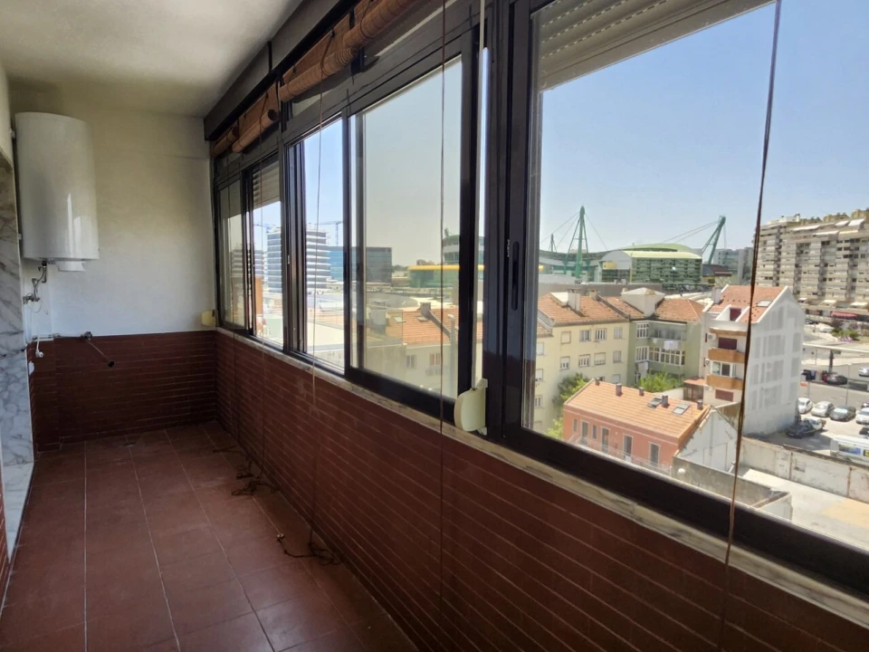 Apartamento T2 para Venda em Lumiar Foto 5