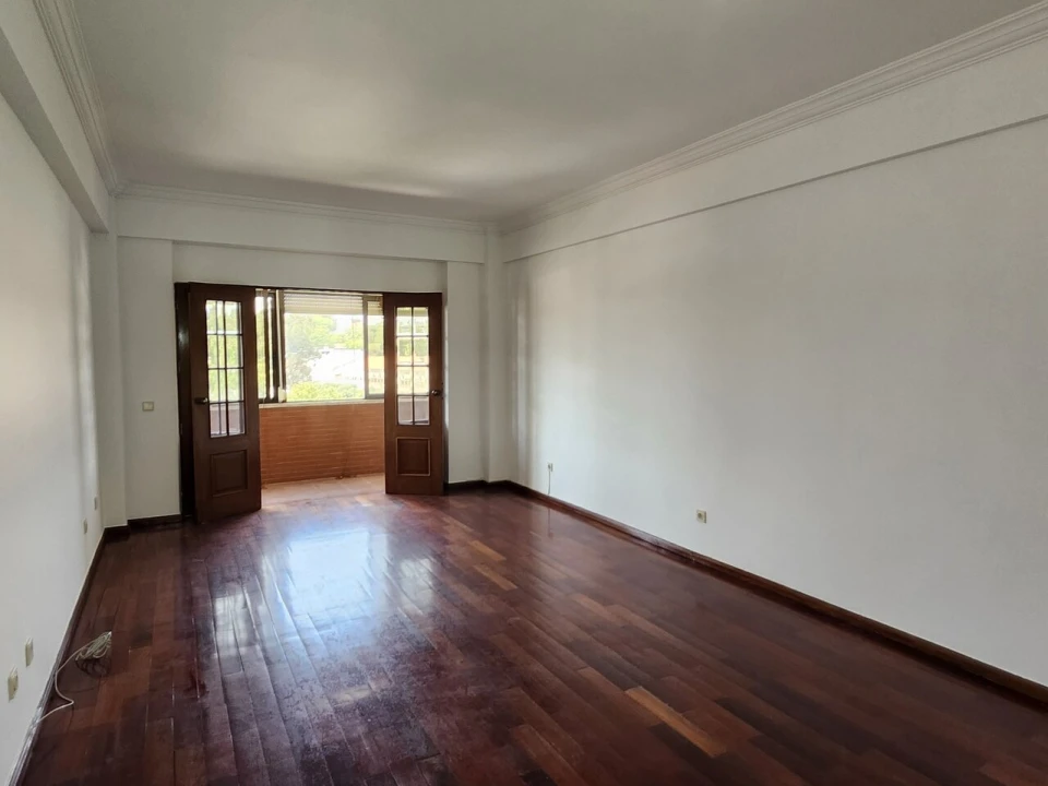 Apartamento T2 para Venda em Lumiar Foto 6