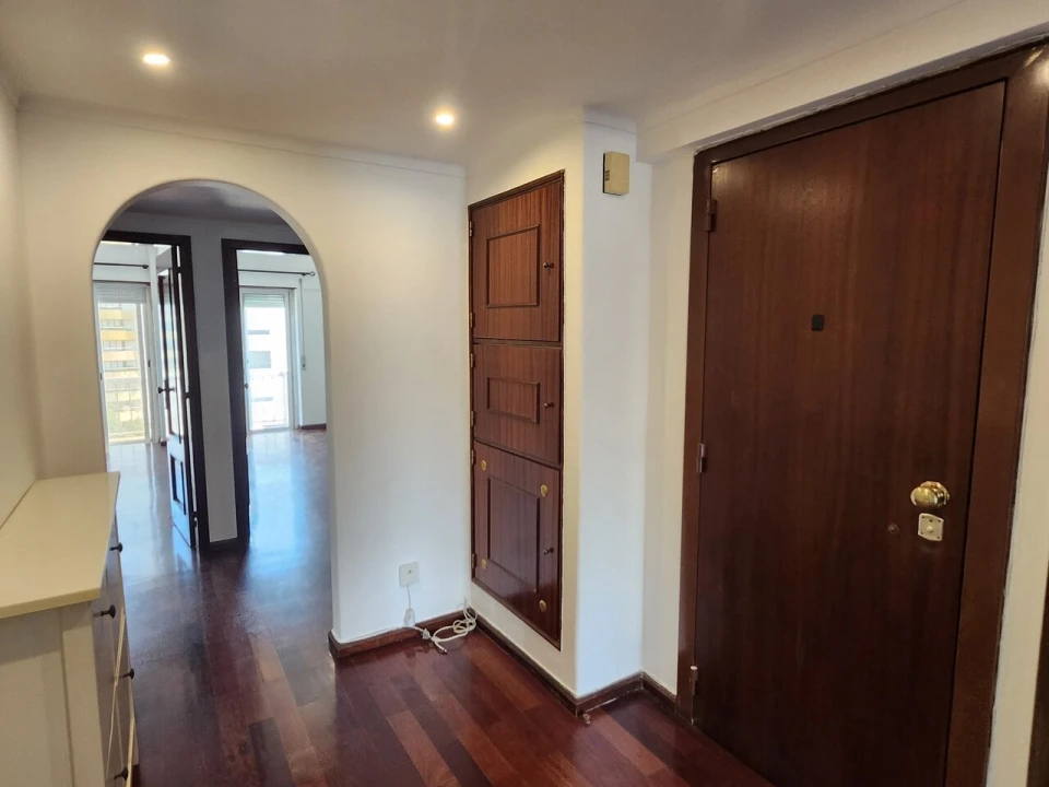 Apartamento T2 para Venda em Lumiar Foto 7