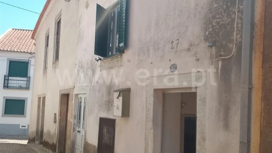 Moradia T2 para Venda em Fatela