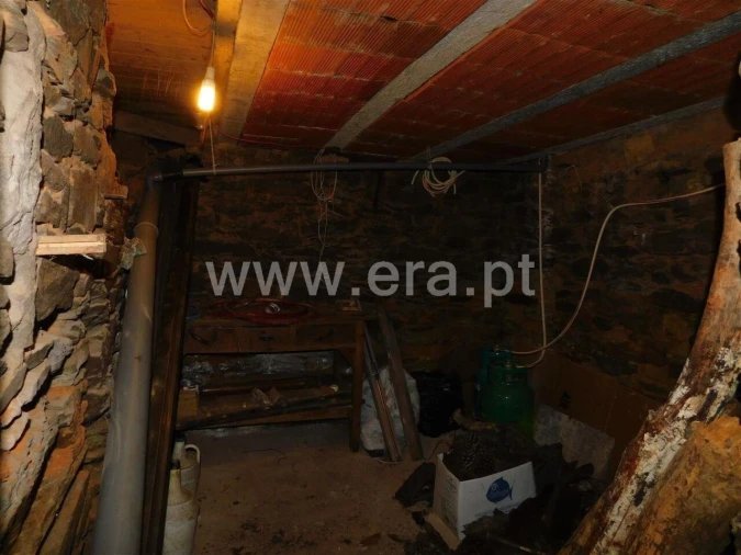 Moradia T3 para Venda em Barroca Foto 7