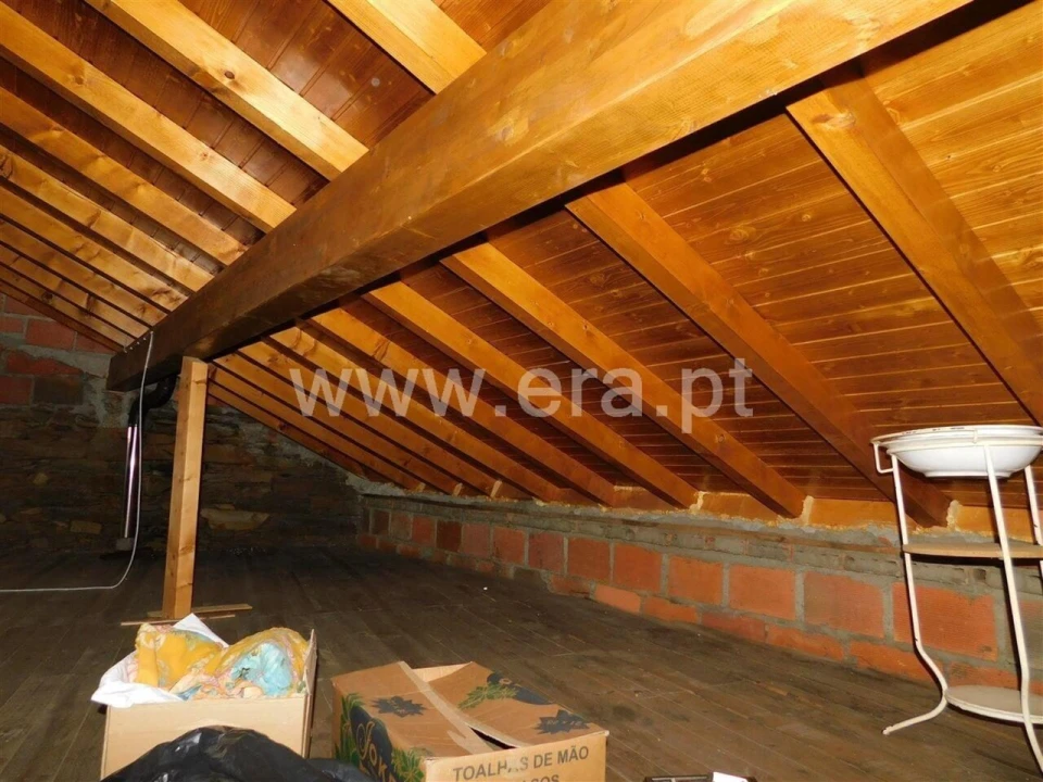 Moradia T3 para Venda em Barroca Foto 5