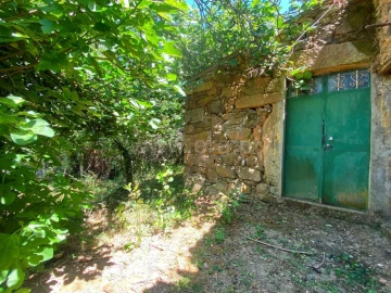 Quinta T0 para Venda em Alcaide