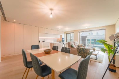 Apartamento T2 para Arrendamento em Madalena