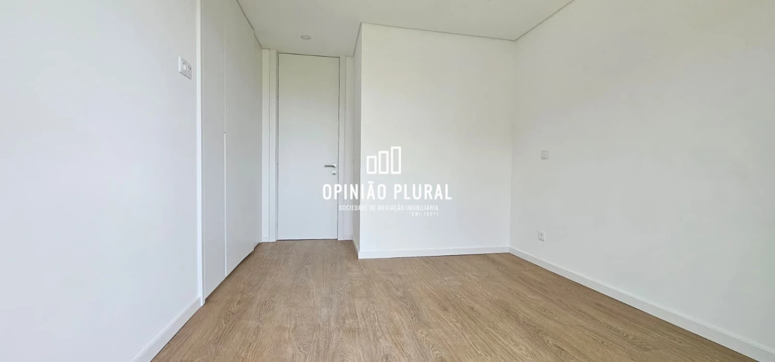 Apartamento T4 para Venda em Gulpilhares e Valadares Foto 10