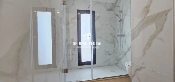 Apartamento T4 para Venda em Gulpilhares e Valadares