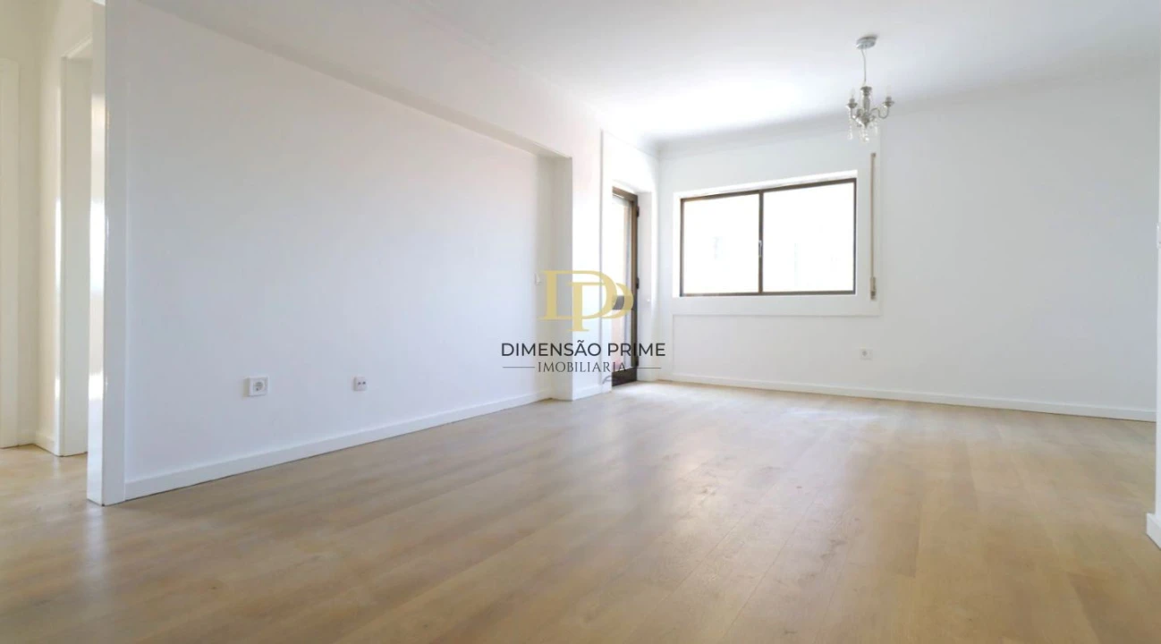 Apartamento T2 para Venda em Rio Tinto Foto 3
