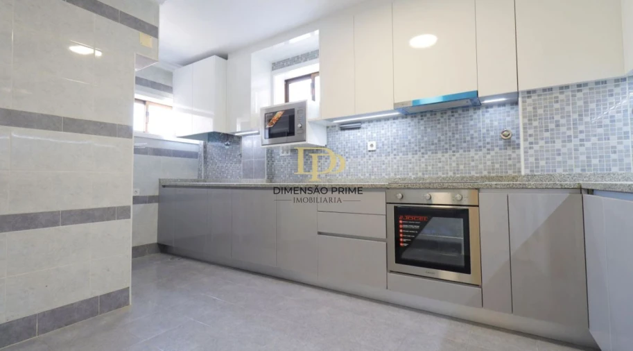 Apartamento T2 para Venda em Rio Tinto Foto 7