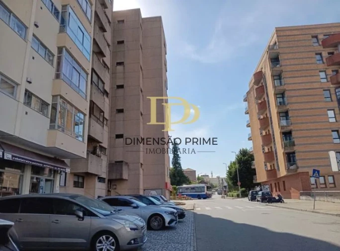 Apartamento T2 para Venda em Rio Tinto Foto 22
