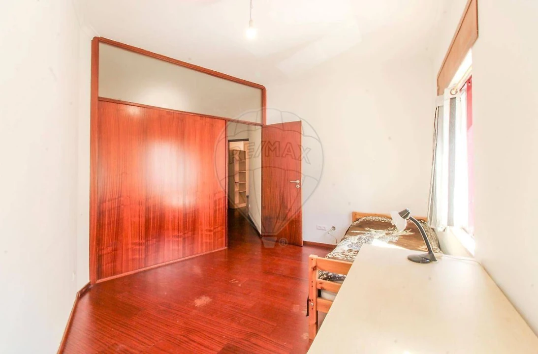 Apartamento T1 para Venda em Sé Nova, Santa Cruz, Almedina e São Bartolomeu Foto 13