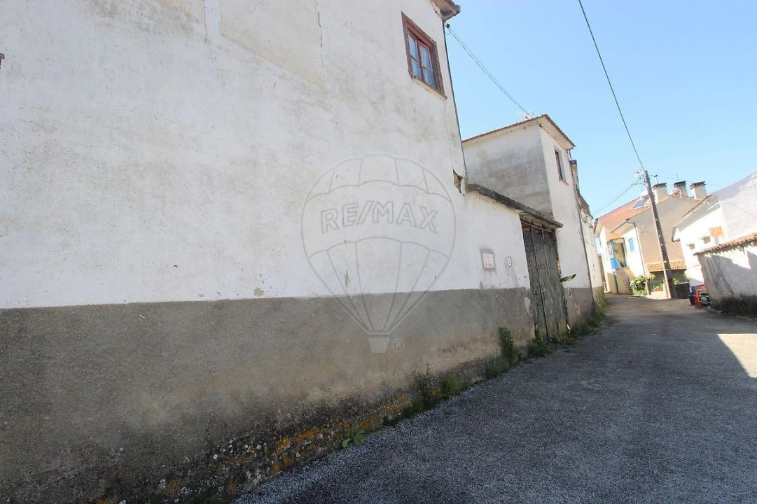 Moradia T4 para Venda em Pombeiro da Beira Foto 5