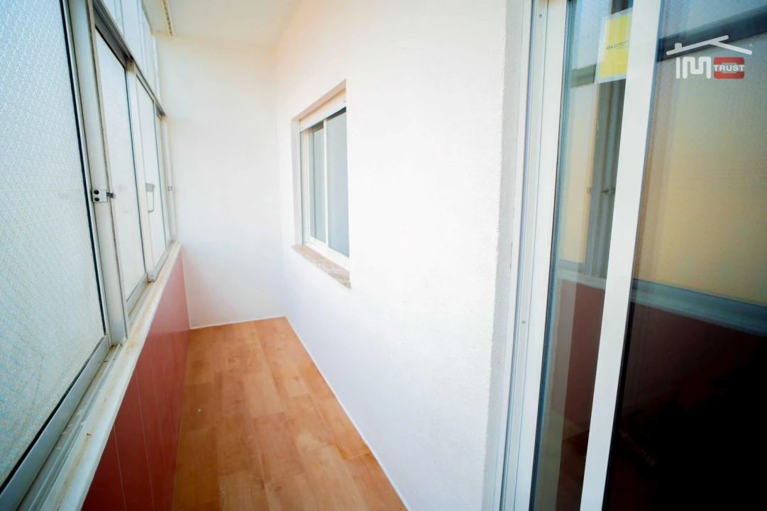 Apartamento T2 para Venda em Seixal, Arrentela e Aldeia de Paio Pires Foto 6
