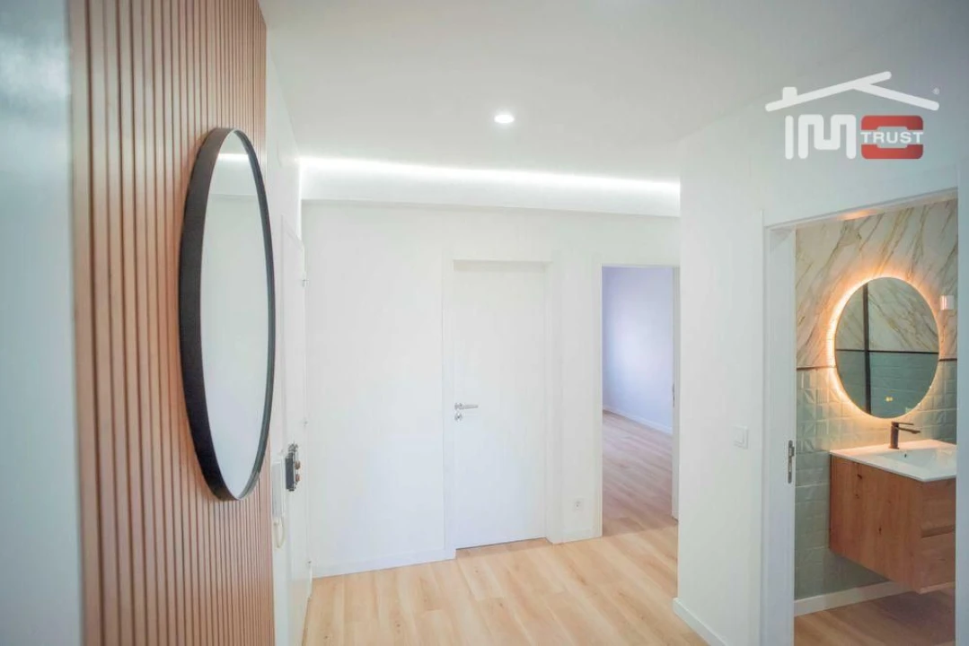 Apartamento T2 para Venda em Seixal, Arrentela e Aldeia de Paio Pires Foto 12