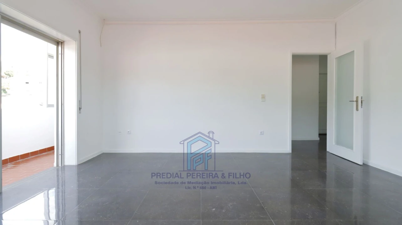Apartamento T3 para Venda em Fânzeres e São Pedro da Cova Foto 6