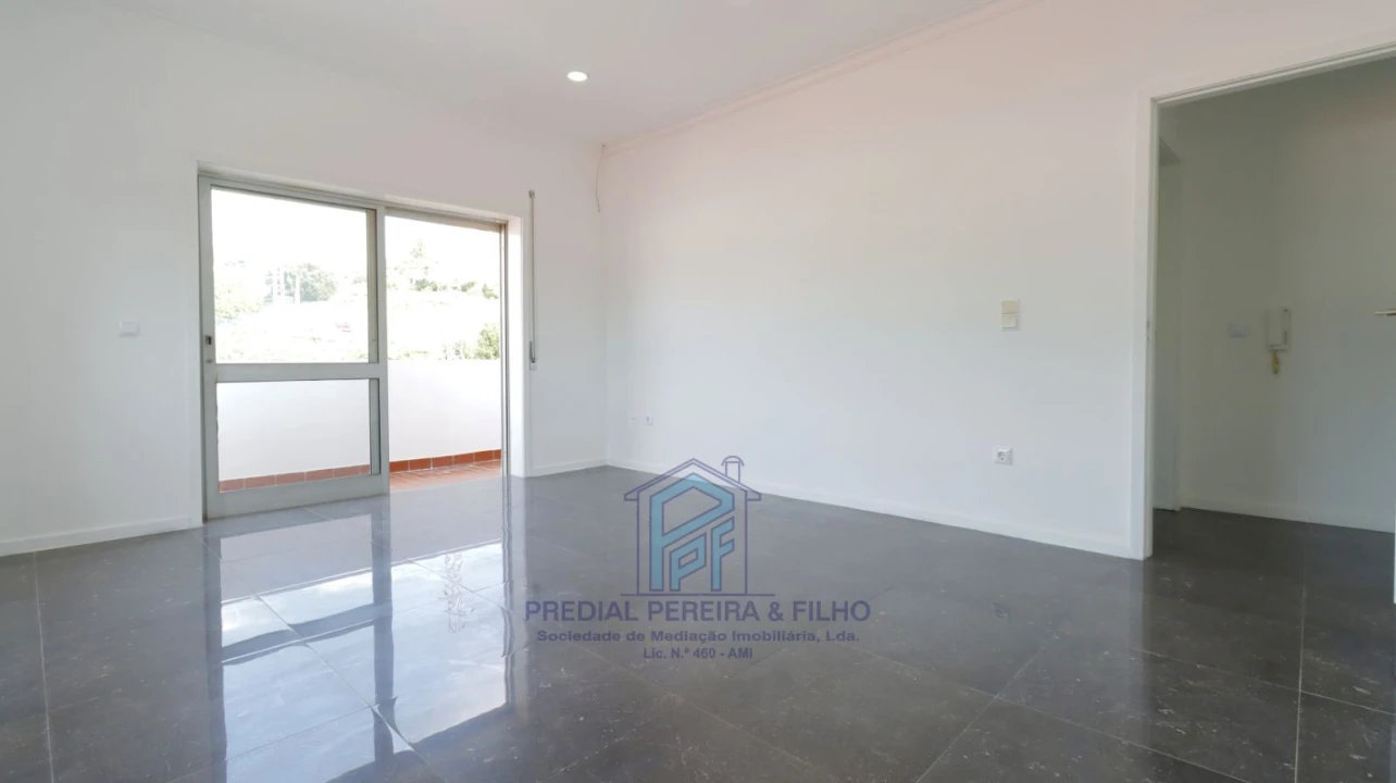 Apartamento T3 para Venda em Fânzeres e São Pedro da Cova Foto 7