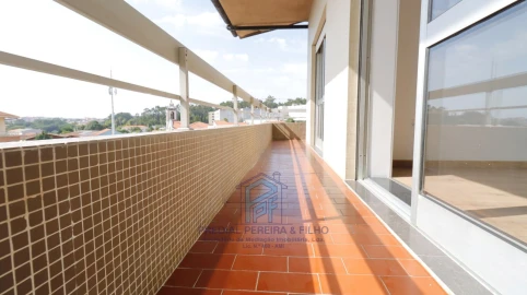 Apartamento T3 para Venda em Fânzeres e São Pedro da Cova