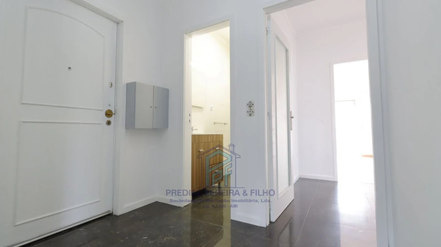 Apartamento T3 para Venda em Fânzeres e São Pedro da Cova Foto 2
