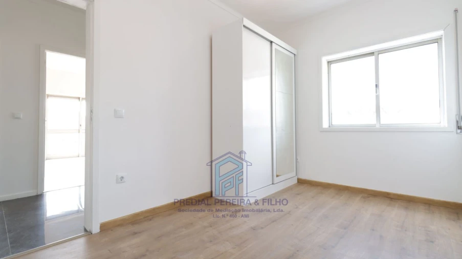 Apartamento T3 para Venda em Fânzeres e São Pedro da Cova Foto 28