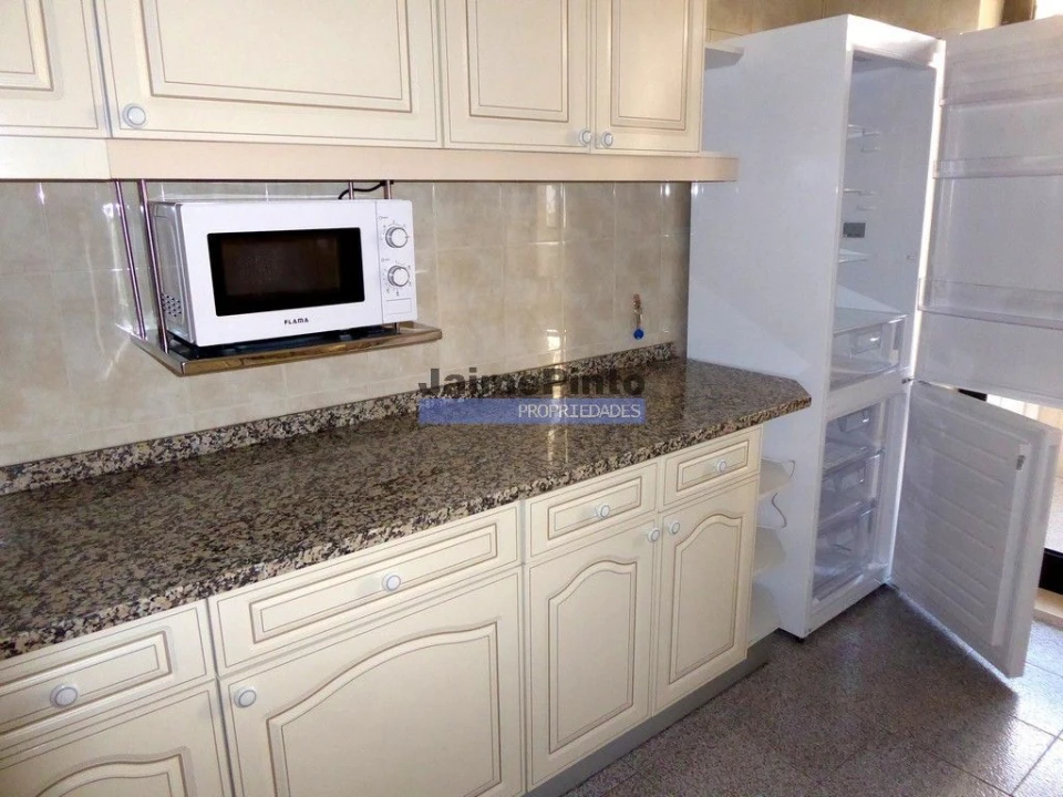 Apartamento T3 para Arrendamento em Cedofeita, Santo Ildefonso, Sé, Miragaia, São Nicolau e Vitória Foto 8