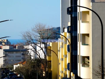 Apartamento T3 para Arrendamento em Cedofeita, Santo Ildefonso, Sé, Miragaia, São Nicolau e Vitória